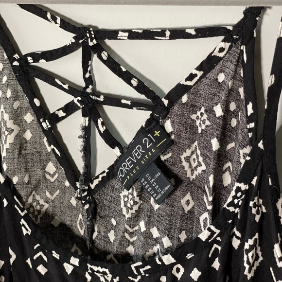 Tank top - Picture 2 of 3